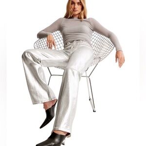 NWT Abercrombie and Fitch High Rise 90s Relaxed Jean